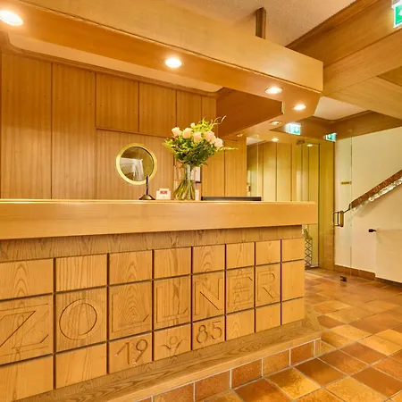 - Zollner 3* فيلاخ