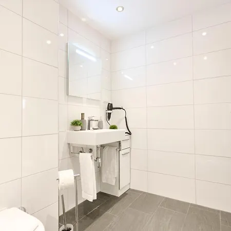 - Zollner Hotel apartamentowy