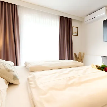 - Zollner Филлах