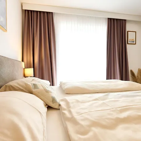 - Zollner Hotel apartamentowy