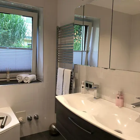 - Zollner Hotel apartamentowy 3*