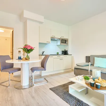 شقة فندقية - Zollner 3*