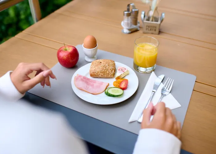 - Zollner 3* וילאך