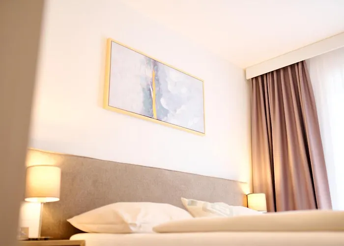 - Zollner 3* Villach