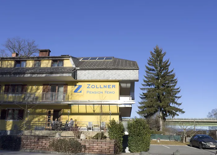 - Zollner Aparthotel 3*