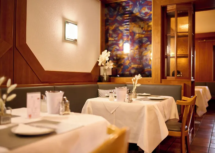 - Zollner 3* Villach